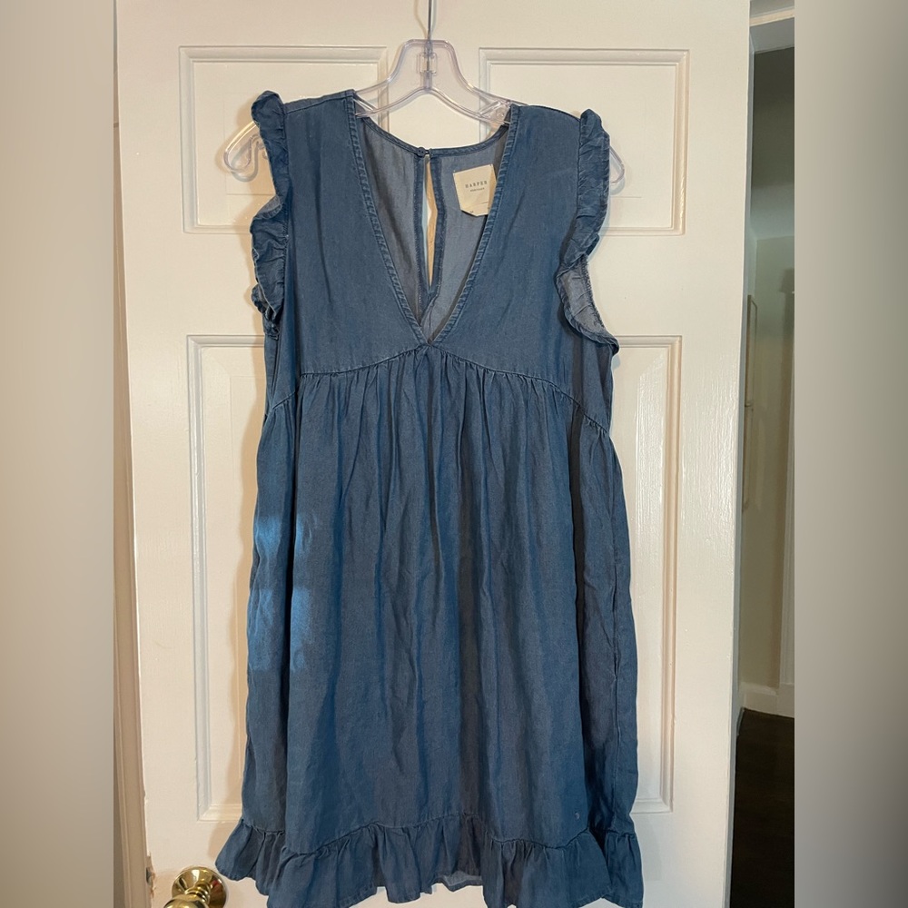 Light denim style shirt dress with pockets!!!